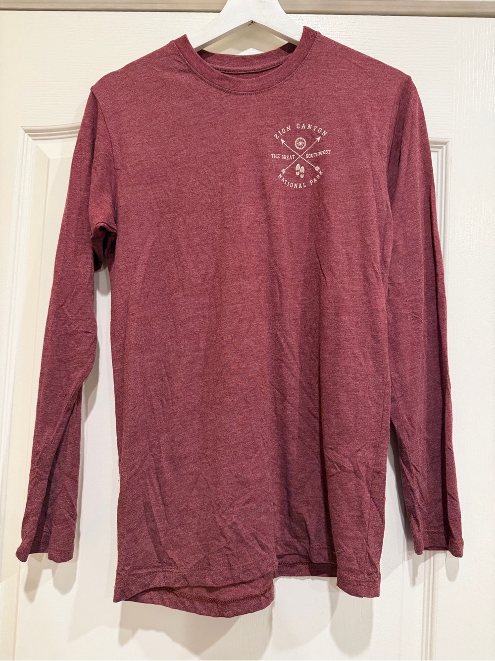 Women’s Long-Sleeve Zion National Park Shirt